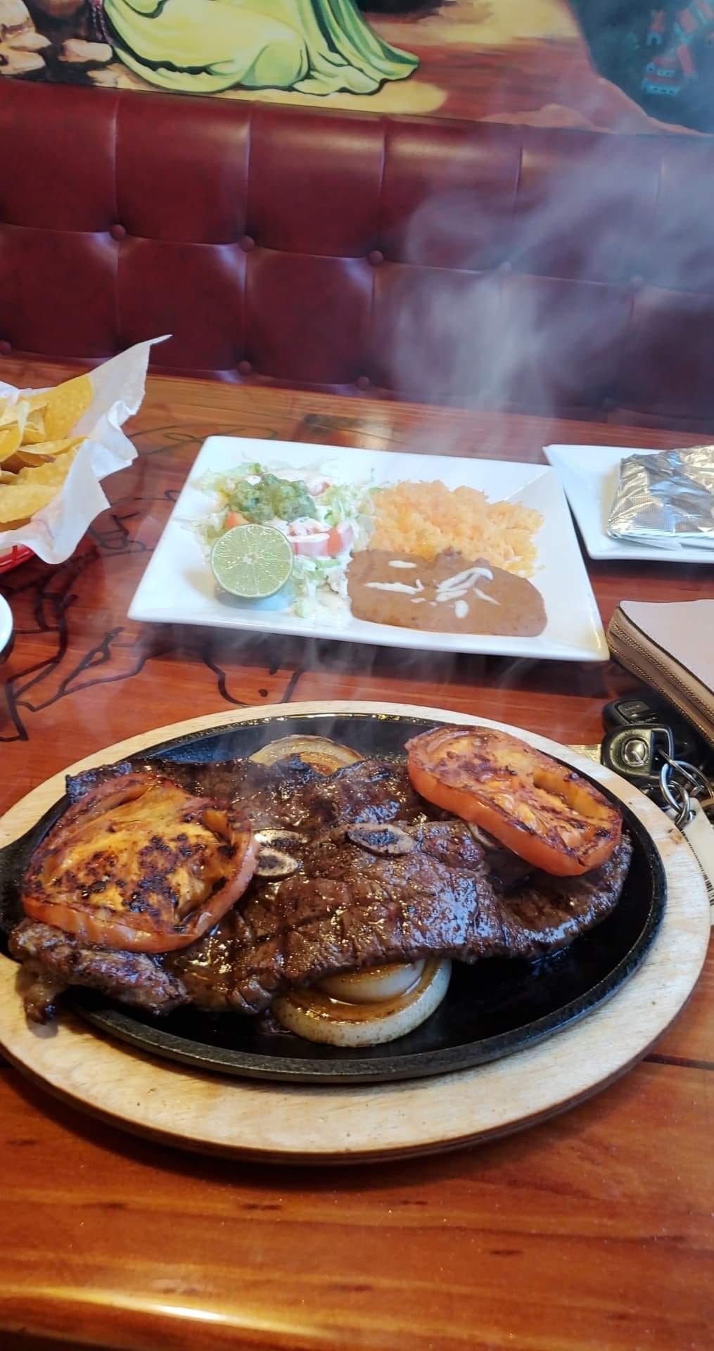 El Rodeo image 4